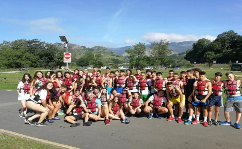 Viajes-fin-de-curso-en-Asturias-825x510